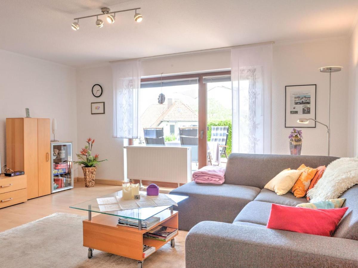 Appartamento Sunny Flat In Bad Driburg With Garden Esterno foto