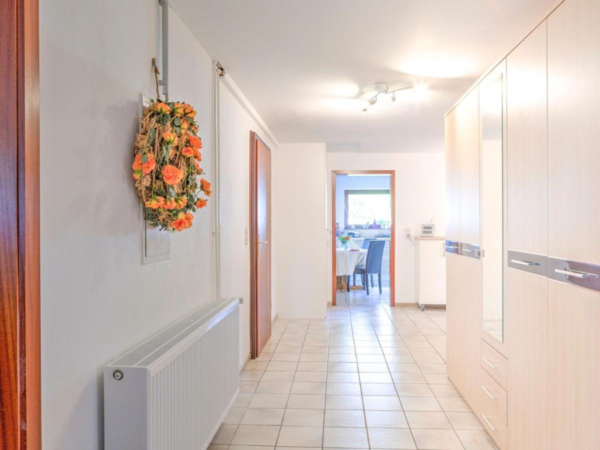 Appartamento Sunny Flat In Bad Driburg With Garden Esterno foto