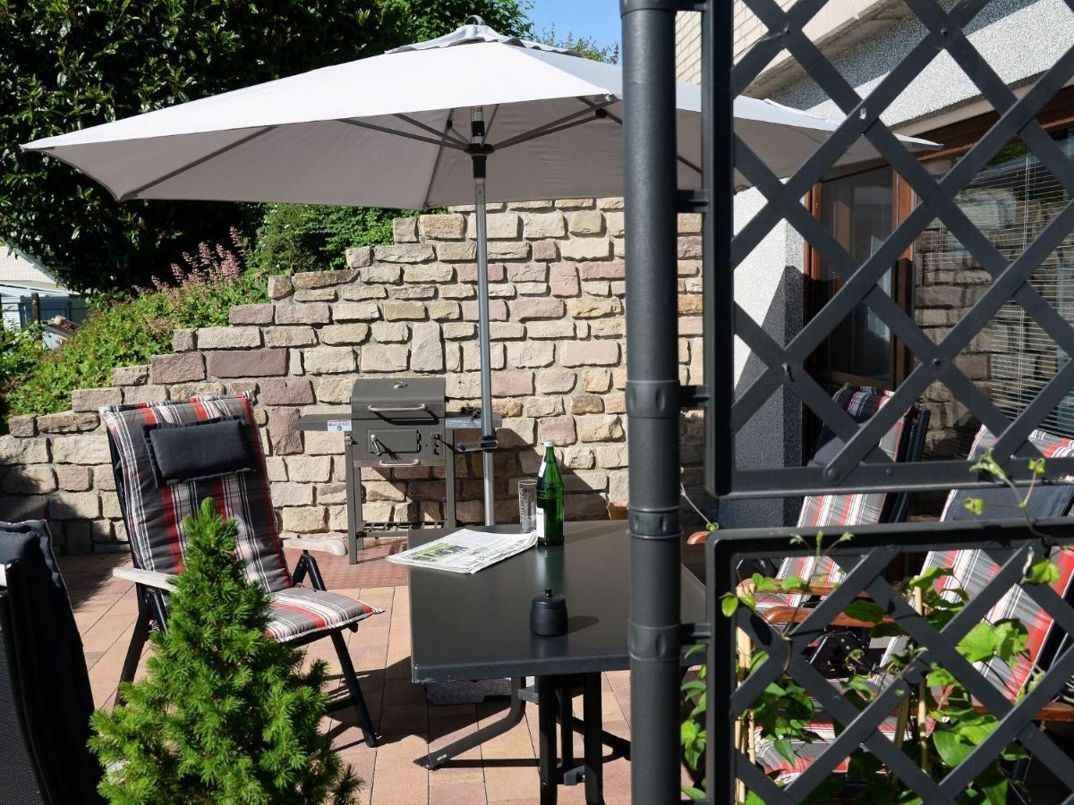 Appartamento Sunny Flat In Bad Driburg With Garden Esterno foto